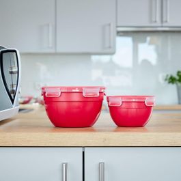 Emsa N1060600 Clip Mikrowellendose. rot