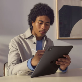 Apple iPad Pro M5 13" Wi-Fi 256 Go Noir spatial