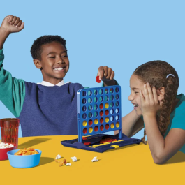 Hasbro Gaming - Puissance 4 (édition 2025) - Jeu de société familial avec rangement intégré et mallette de transport - Pour 2 joueurs - À partir de 6 ans