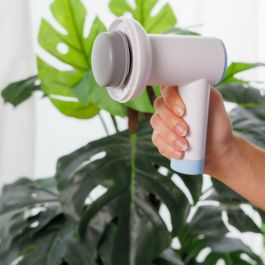 Pistolet de Massage Anticellulite Rechargeable 6 en 1 CellyGun InnovaGoods