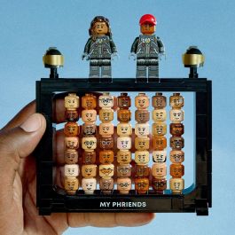 LEGO 10391 Icons ber dem Mond mit Pharrell Williams