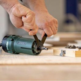 Metabo Mini Fraiseuse FM 500-6 500W 3200 tr/min Pince 6 mm - Pince 8 mm