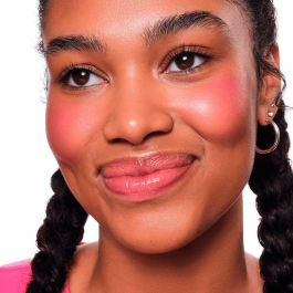 Essence Touch Bouncy Blush Blush Doux #40-Roses In Berry 5 gr