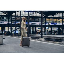 WENGER Syntry Carry-On Case with Laptop Compartment