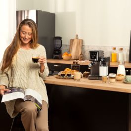 Cecotec Cafetière Express semi-automatique Power Espresso 20 Cream 20 bar 1350 W noire