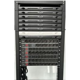 Equip Steckdosenleiste 1U 6xIEC C19. Ein u. Ausschalter sw