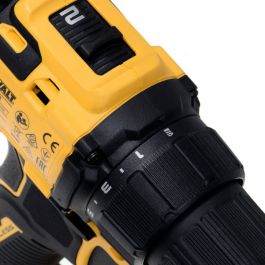 DeWALT DCD708D2T-QW Perceuse-visseuse sans fil 18V 2Ah Couple 65 Nm Vitesse 1650 tr/min
