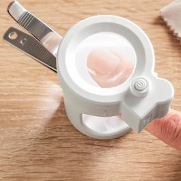 Coupe-ongles avec Lumière LED, Loupe et Lime Clail InnovaGoods