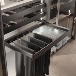 Emuca Kit de porte-pantalon à 7tringles, panier et rack ajustable Quartz pour armoires, glissières extension totale et à fermeture douce, Module 80cm, Finition Titane