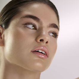 Sensilis SKIN GLOW PEARL Surligneur Illuminateur Hydratant avec Acide Hyaluronique et Niacinamide - 30 ml