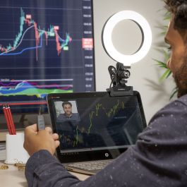 Anneau Lumineux Selfie avec Clip de Support Lumahoop InnovaGoods