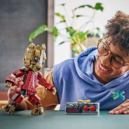 LEGO Marvel 76341 Groot en Tenue de Ravageur - Jeu de Construction pour Enfants 10 ans et plus - Figurine Marvel Studios Les Gardiens de la Galaxie Vol. 2