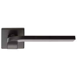 FMN MARTINELI Roseta Zmk Joy02 Jo14 Carrée 50x50mm Noir Precio: 37.5. SKU: B15WLK9K84