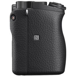 Sony Alpha 6400 Kit + SEL 16-50 II