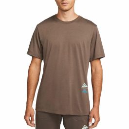 T-shirt à manches courtes homme Nike Dri-FIT Marron Precio: 40.5. SKU: B18Y6QZ5ZZ