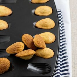 Zenker ZEN1700179262131 Lot de 2 moules à muffins 12 empreintes Spécial Pays