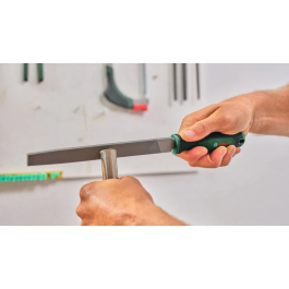 Bosch - Jeu de 3 limes à métaux 200 mm / 8" (plate, demi-ronde, ronde) avec brosse et poignée Softgrip - Conforme ISO 234