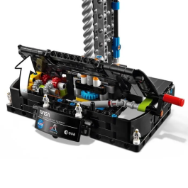 Lego Technic 42221 - Jeu de Construction Fusée SLS Artemis NASA, Jouet STEM Interactif, Cadeau pour Enfants Dès 9 Ans