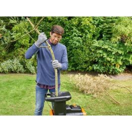 Broyeur de Végétaux filaire - BLACK+DECKER - BEGAS5800-QS - 2800W - Capacité de Broyage 45 mm - Bac Collecteur 45 L