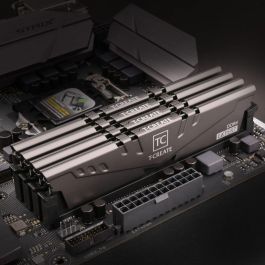 Mémoire RAM Team Group TTCED432G3600HC18JDC01 32 GB DDR4 3600 MHz CL18