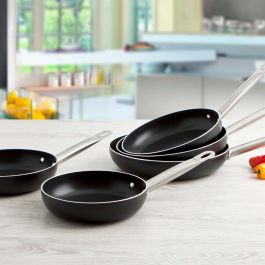 Sartén Aluminio Estampado Pro Chef Quid 18 cm Precio: 21.5000004. SKU: B17VLLA9JV