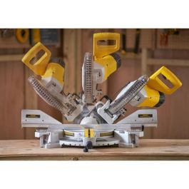 Stanley Fatmax SM1800-QS Sierra de brazo radial 254 mm, 1800 W, 0-4800 rpm, diamètre intérieur 30 mm