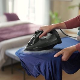 Fer a repasser - PHILIPS - DST5040/80 - A vapeur avec systeme Calc Clean - 45gr/min vapeur continue - 2600W - Noir