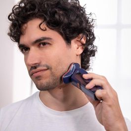 Rasoir électrique Cecotec PrecisionCare Aluminium LED, titane, 2 vitesses, 2h batterie