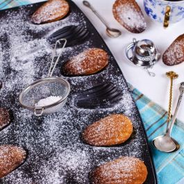 Zenker ZEN1700179262131 Lot de 2 moules à muffins 12 empreintes Spécial Pays