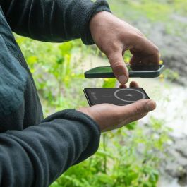 Powerbank Muvit for Change Noir Aluminium 5000 mAh