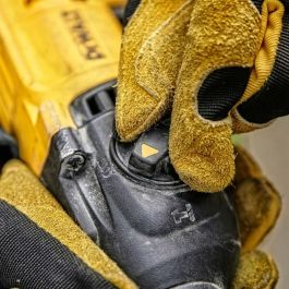 Dewalt D25134K-QS Perforateur burineur SDS-plus 26 mm 800 W sans clé avec étui de transport et poignée auxiliaire