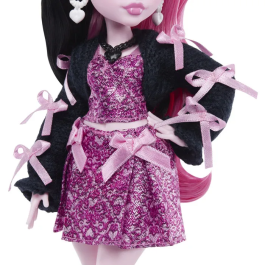 Monster High JHK29 - Poupée Draculaura et son animal prête pour l'école avec 7 accessoires, robe rose et veste noire Precio: 64.728. SKU: B1AG39YXWX
