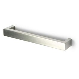 Trentadue Poignée HIOS Acier Inoxydable Longueurs 128mm, 160mm, 192mm, 320mm Precio: 6.8900004. SKU: B1K32SN2YZ