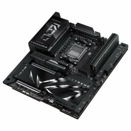 ASUS ROG CROSSHAIR X870E EXTREME Carte Mère E-ATX AMD AM5 DDR5