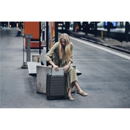 WENGER Syntry Carry-On Case with Laptop Compartment