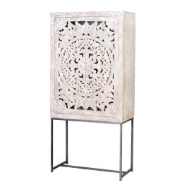GINER Y COLOMER - Vitrine en bois de manguier massif sculpté à la main, finition blanc vieilli et base grise métal, 176 x 85 x 38 cm Precio: 1247.988. SKU: B1792PGRC4