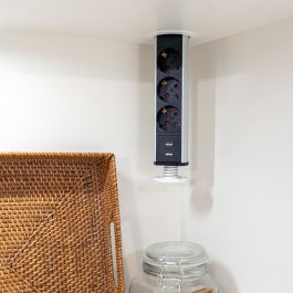 Emuca Multiconnecteur élevable Vertikal, EU, Peint en blanc, Plastique et Aluminium.