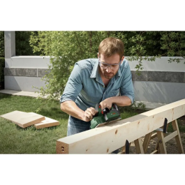 Bosch Rabot sans fil PHO 18V-20 82 mm - Rabot électrique pour bois et planches, système d'éjection bilatéral, jauge de profondeur précise, batterie 18V - Outil professionnel