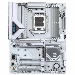 Gigabyte GA-B850 EAGLE WF7 ICE Carte Mère AM5 DDR5 Wi-Fi 7 2.5GbE pour Processeurs AMD Ryzen 7000/8000/9000