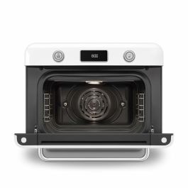 Four Smeg COF01WHEU 1800 W