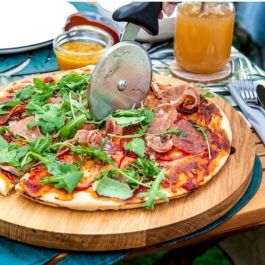 Fackelmann Profesional Plat perforé pour pizza 32 cm