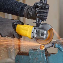 Meuleuse d'angle Stanley 26/3-G220K 850 W