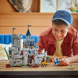 LEGO Creator 3 en 1 31168 Château des Chevaliers Médiévaux Set de construction pour enfants 9 ans et plus