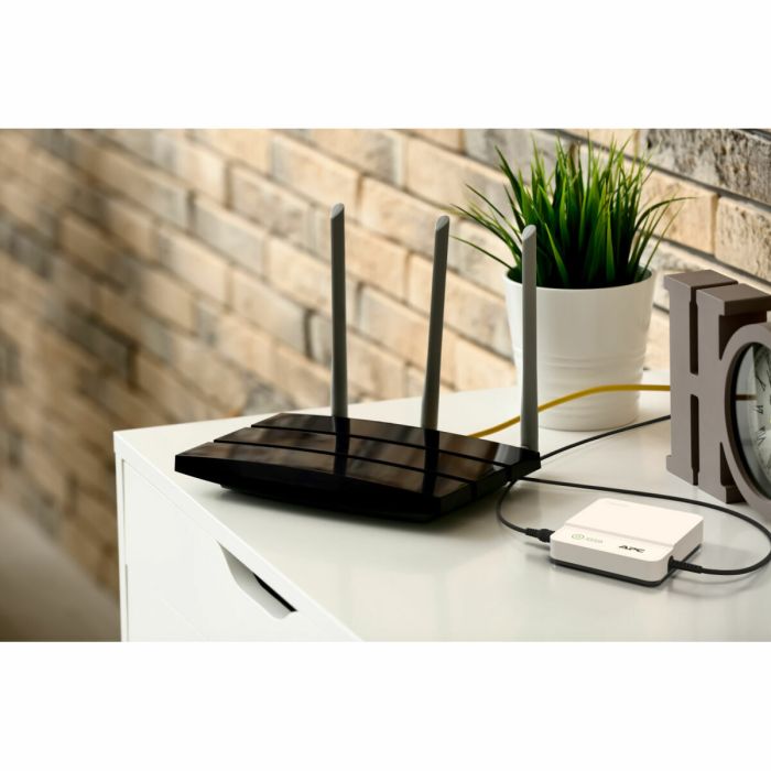 Système d'Alimentation Sans Interruption Interactif APC CP12036LI 6 Système d'Alimentation Sans Interruption Interactif APC CP12036LI 6