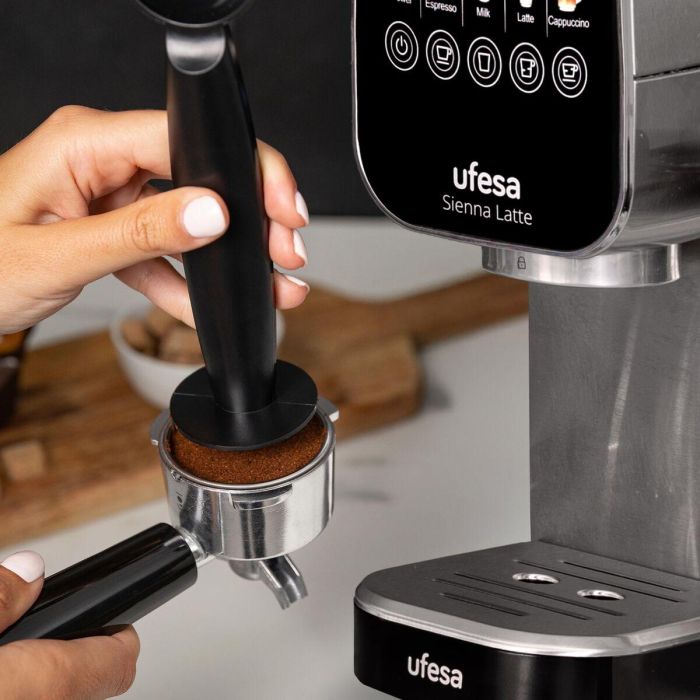 Cafetière express UFESA 71706118 Noir 2