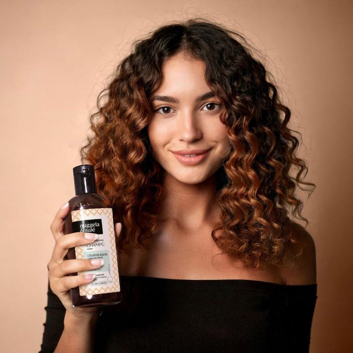 Nuggela & Sulé Shampoing Ultra-Hydratant Pour Cheveux Secs 250 mL 2