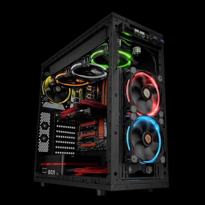 120mm Thermaltake Riing 12 LED RGB 6 120mm Thermaltake Riing 12 LED RGB 6