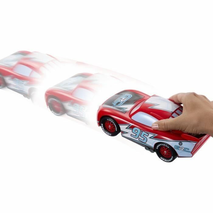 Figurine d’action Disney Flash McQueen Racing and Drifting 5 Pièces 3