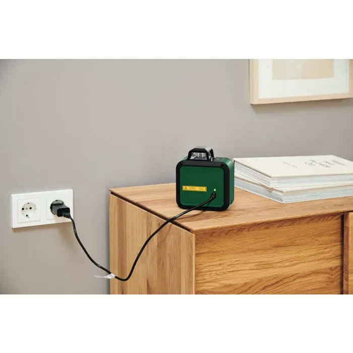 Bosch PLL 360-1 G - Niveau laser rotatif 360° à ligne verte, précision +/- 0,4 mm/m, portée 30 m, batterie Li-ion rechargeable USB-C, avec housse et manuel