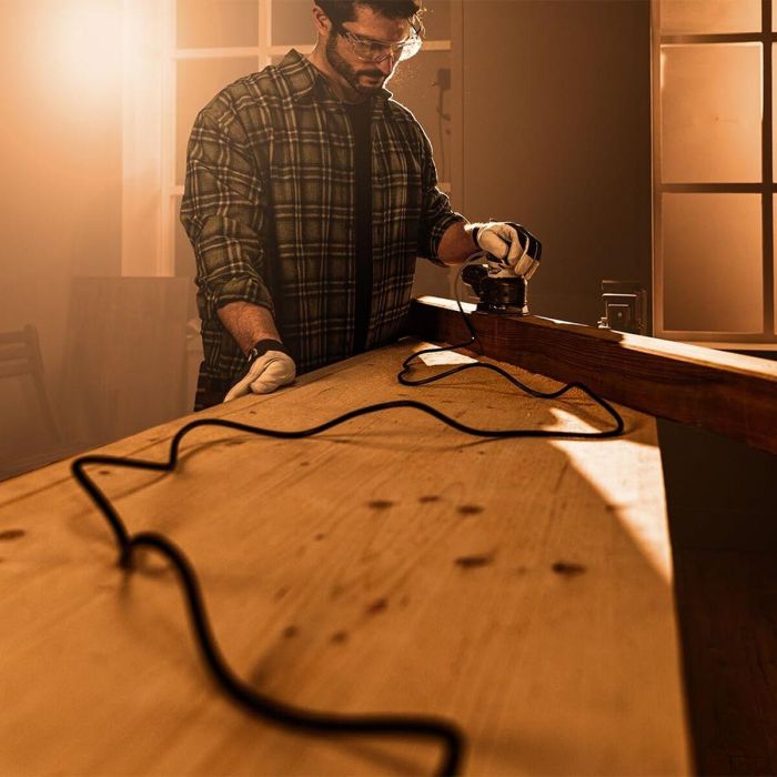 Ponceuse orbitale delta Cecotec 180W PerfectSurface 180 Delta avec réservoir et accessoires 4